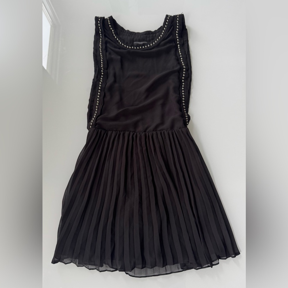 Guess Los Angeles Black Studded Pleated Dress – Size 2